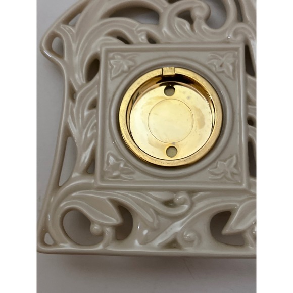 UNTESTED Vintage Lenox Timely Traditions Beige Arched Pierced Clock - Picture 6 of 8
